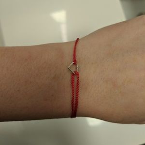 ALEX AND ANI Kindred Cord Heart (red)